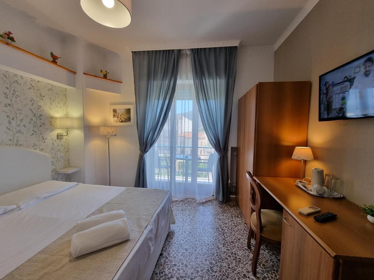 سانتّانييلّو Villa Susy Relais المظهر الخارجي الصورة